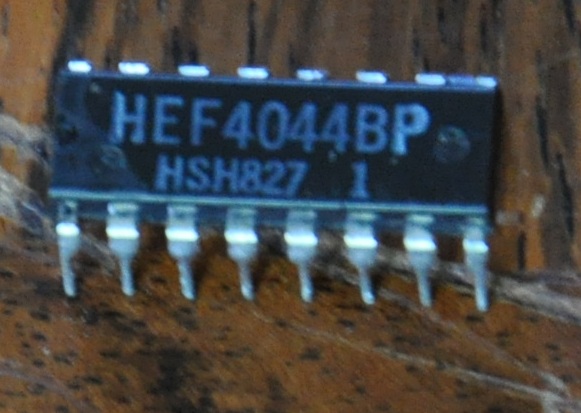 4044