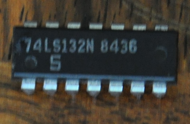 74LS132