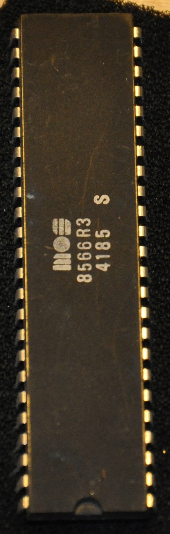 8566