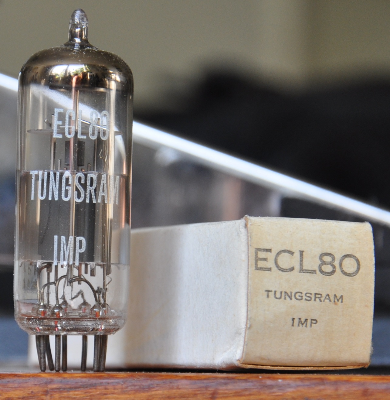 ECL 80