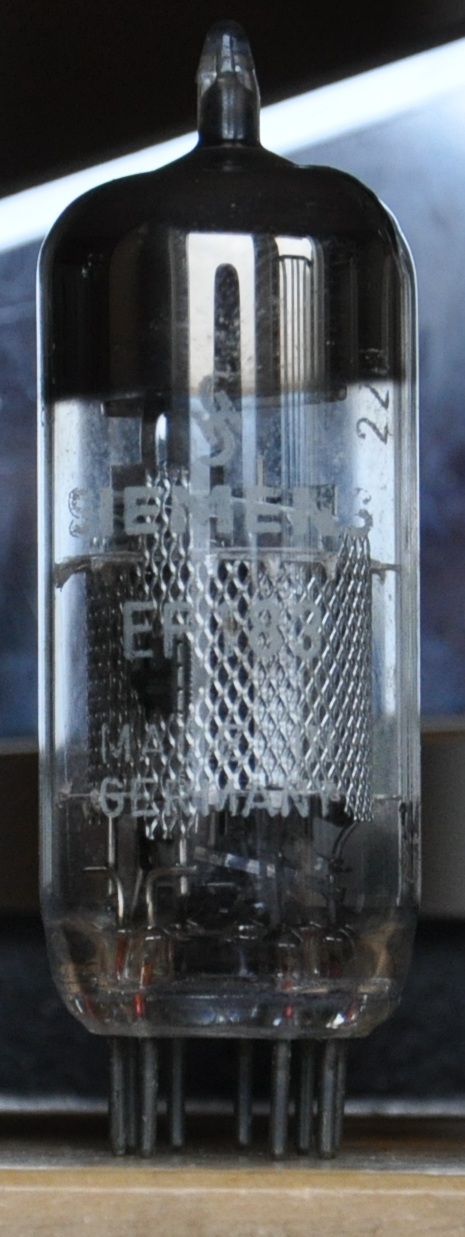 EF 183