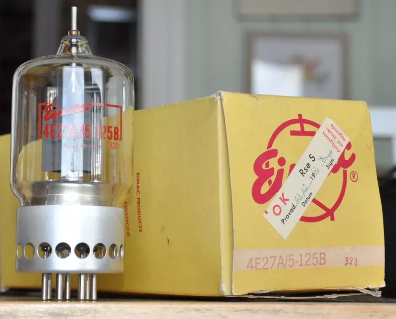 Pentode: Gives 375W up to 75MHz 4E27A