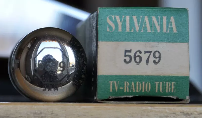 Double Diode 5679