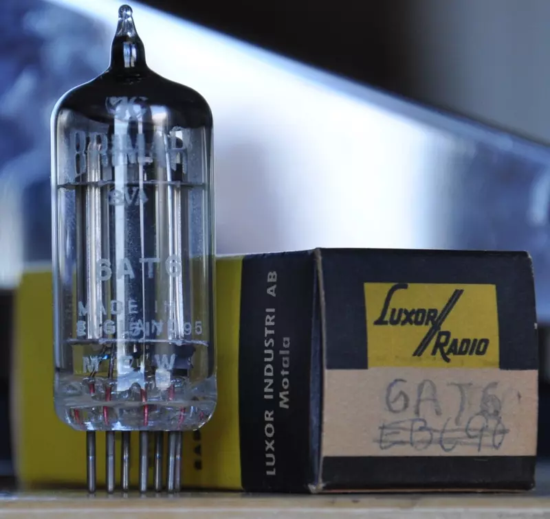 Double Diode Triod 6AT6