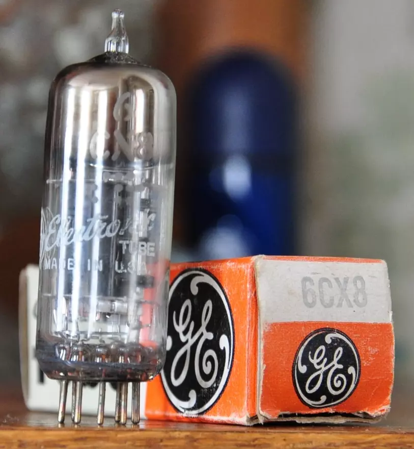Triode Pentode 6CX8