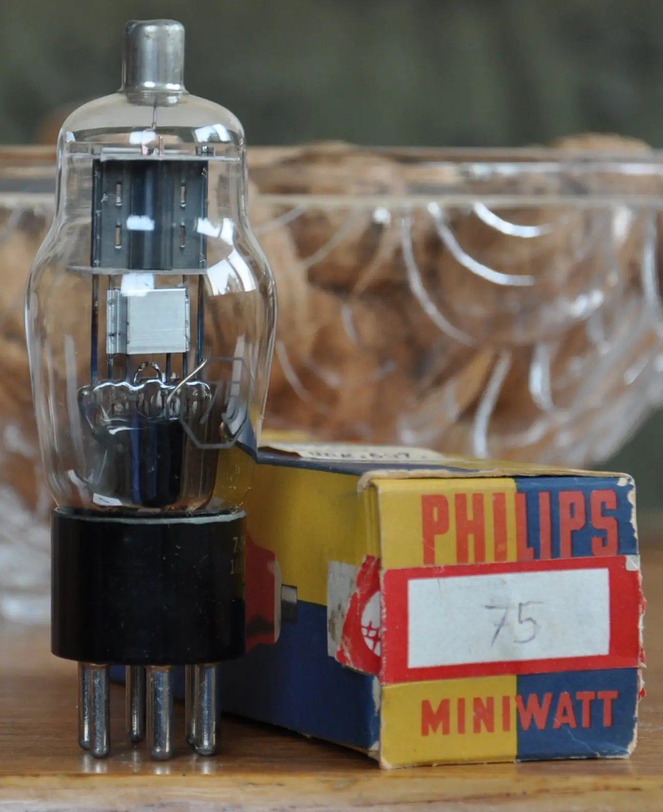 Double diode Triode 75