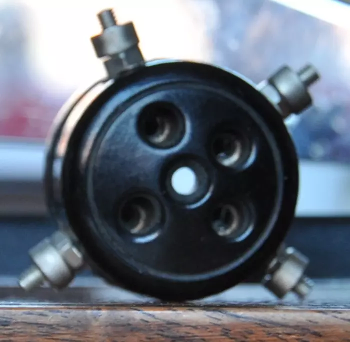 eg B2046,screw mounted, bakelit B4