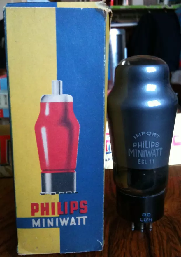 Triode Power Pentode ECL 11