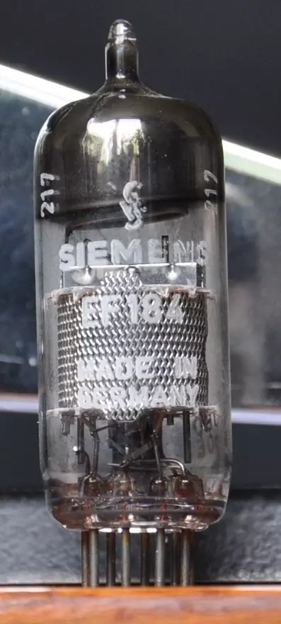 Pentode EF 184