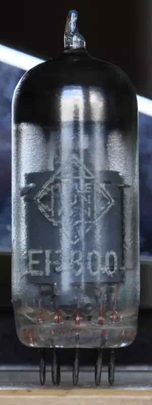 Pentode EF 800