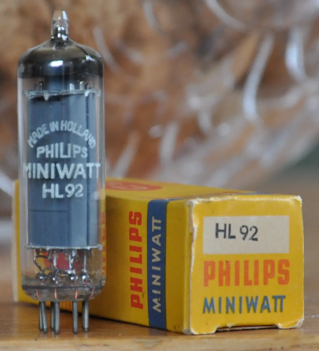Power Pentode HL 92