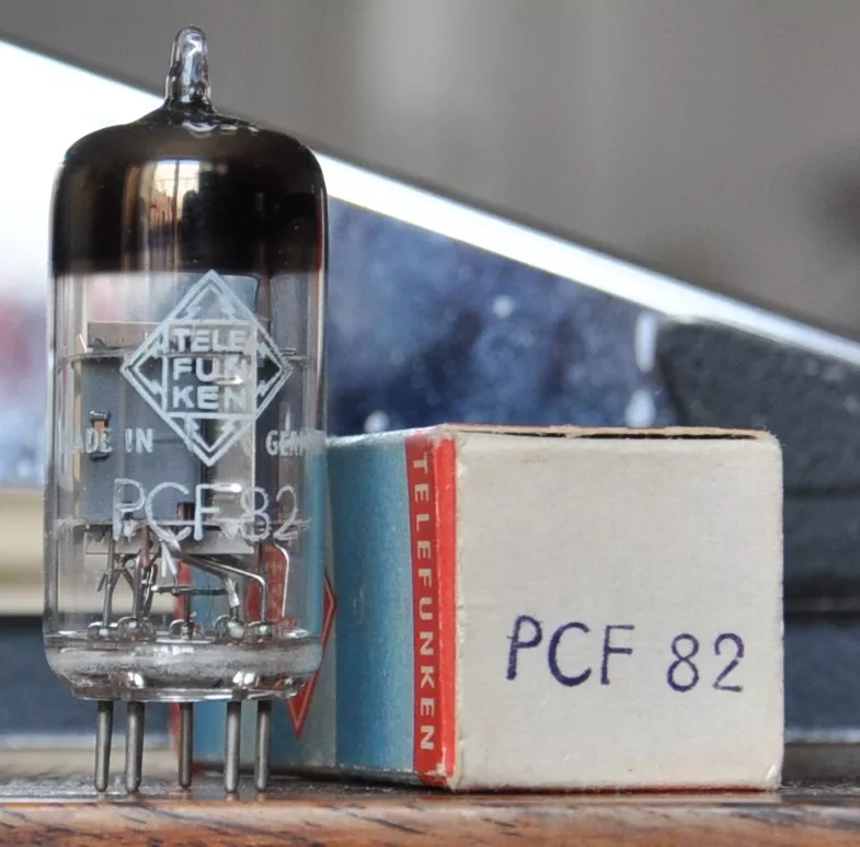 Triode Pentode PCF 82