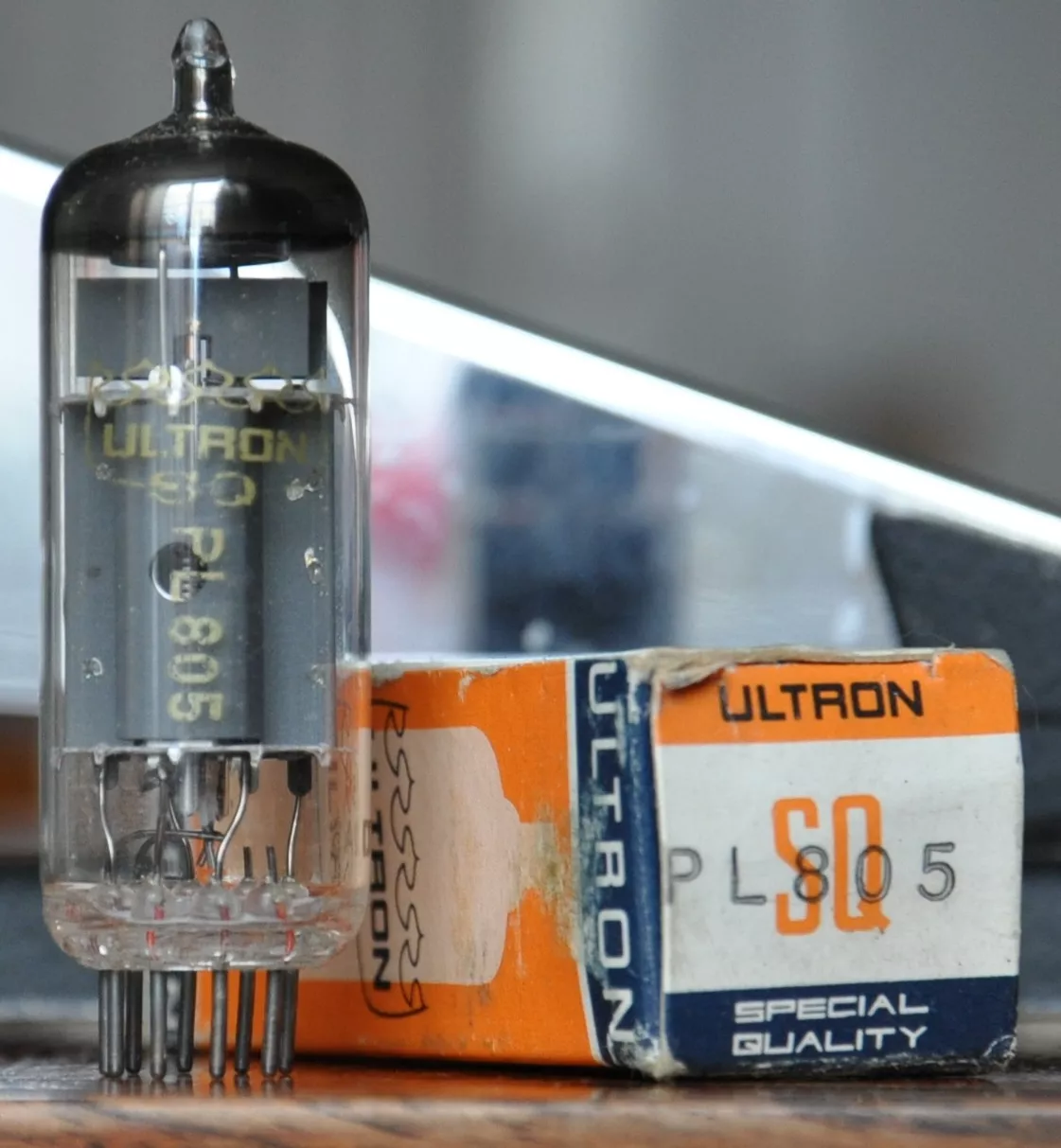 Power pentode PL 805