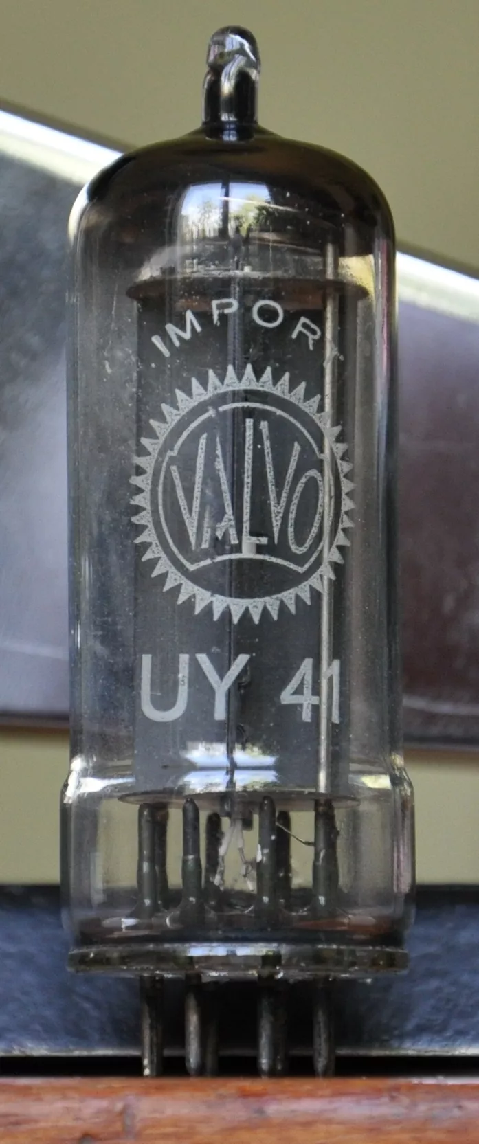 High voltage diode UY 41
