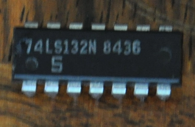 74LS132
